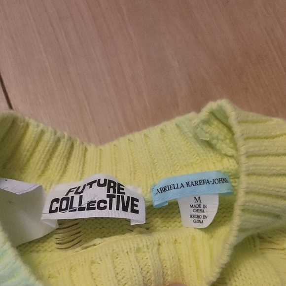 Lemon Yellow Long Sleeve Sweater - Picture 4 of 4